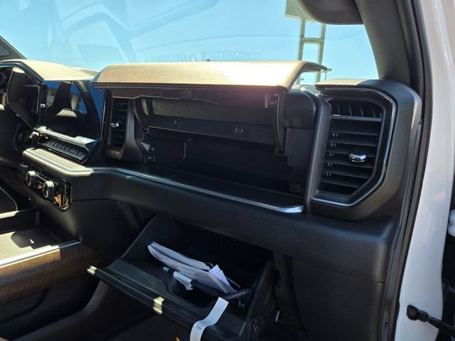 2025 Chevrolet Silverado 3500 HD High Country