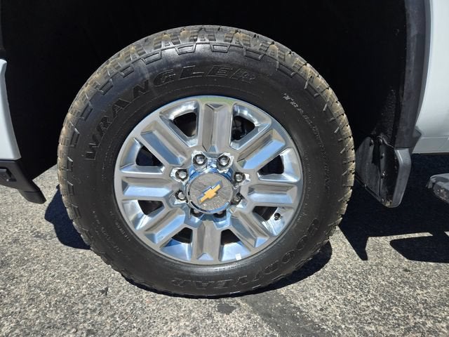 2025 Chevrolet Silverado 3500 HD High Country
