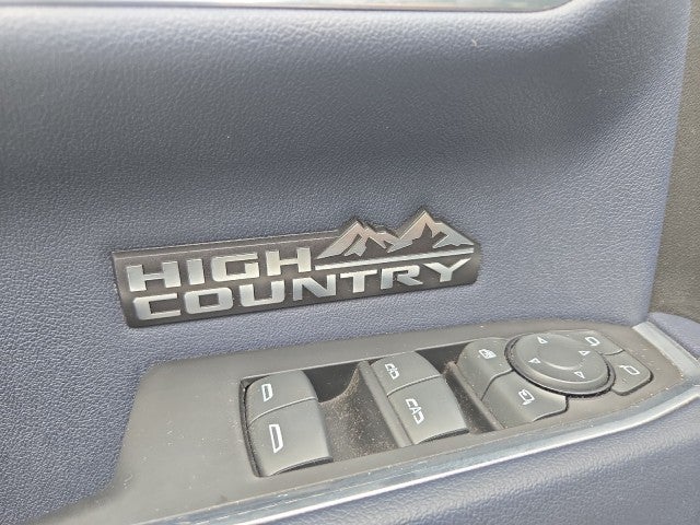 2022 Chevrolet Silverado 1500 High Country