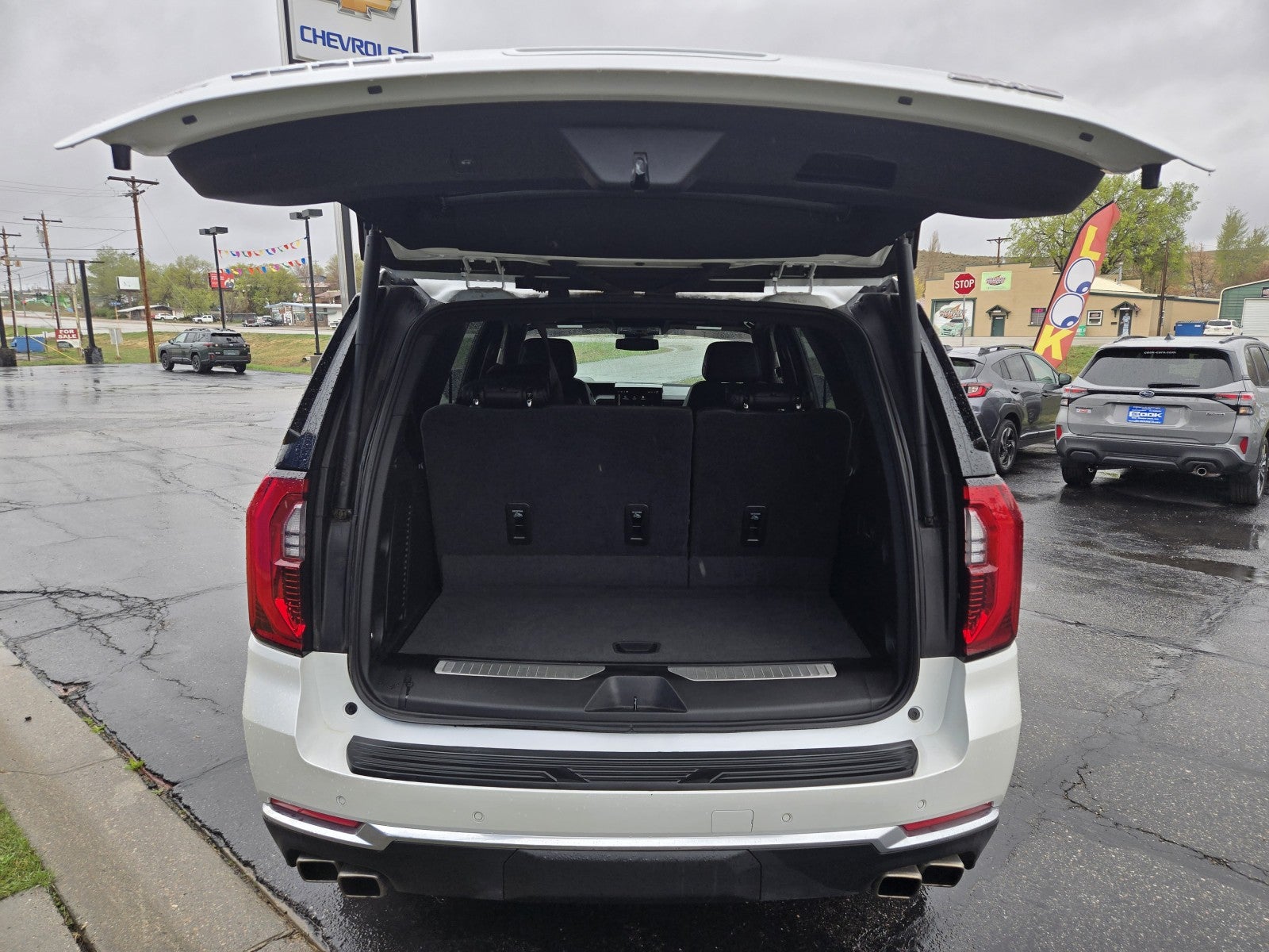 2025 GMC Yukon Denali