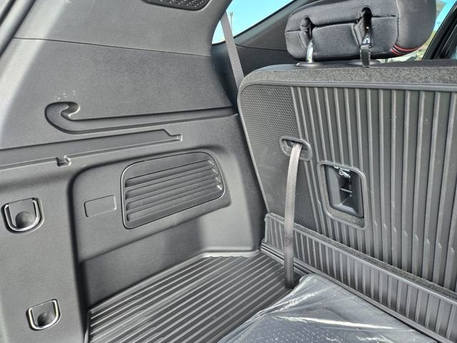 2026 Chevrolet Traverse Z71 - Photo 35