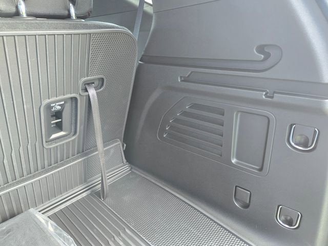 2026 Chevrolet Traverse Z71 - Photo 36