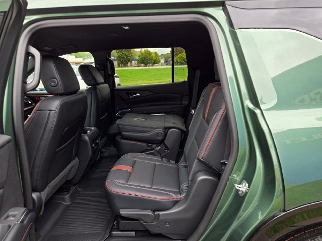 2027 Chevrolet Traverse RS - Photo 20