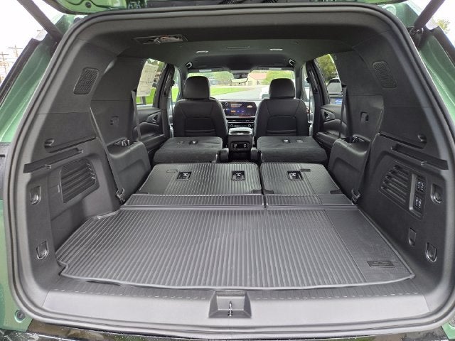 2027 Chevrolet Traverse RS - Photo 41