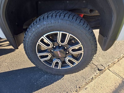 2023 GMC Sierra 2500 HD AT4