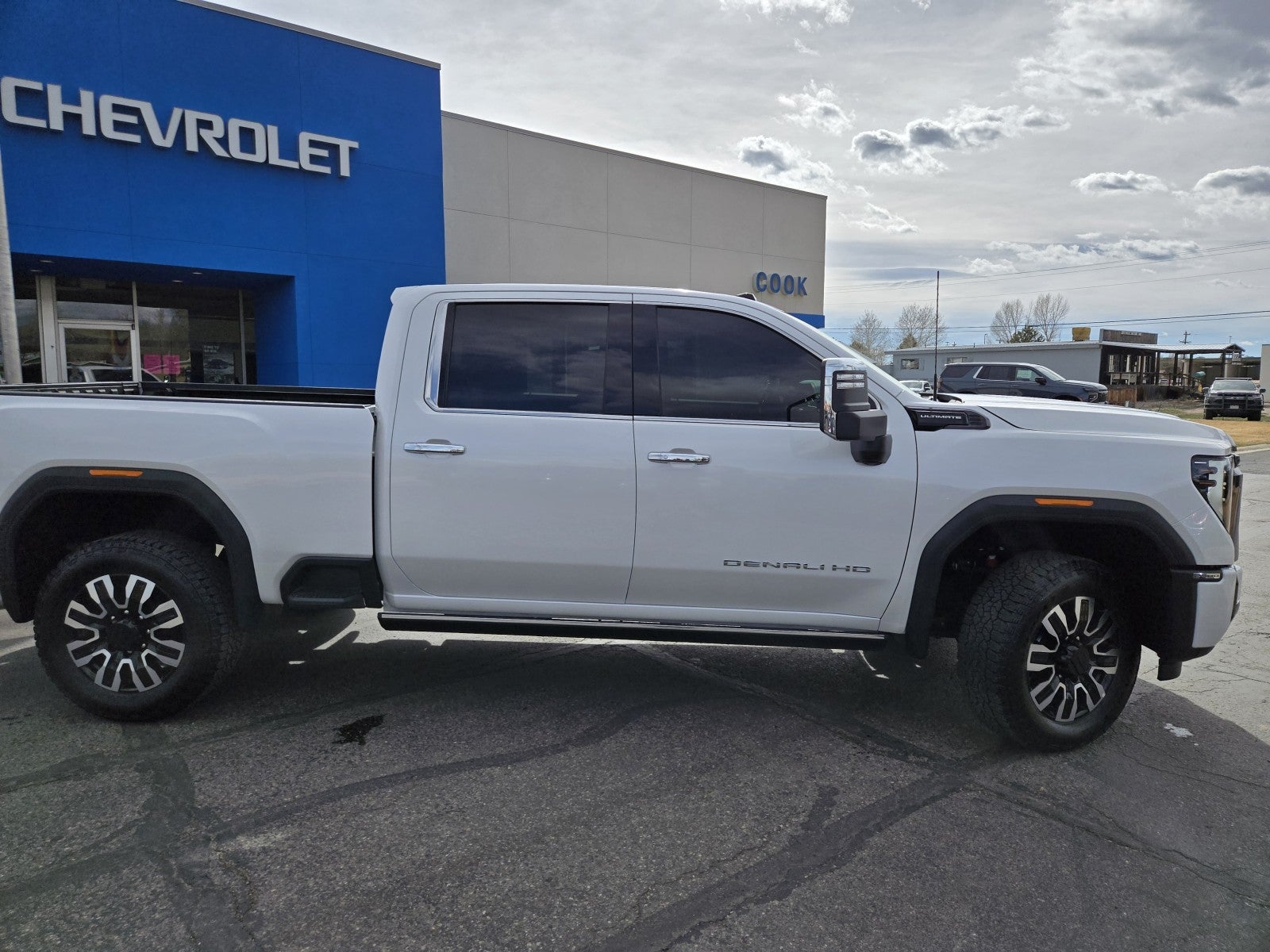 2024 GMC Sierra 2500 HD Denali Ultimate