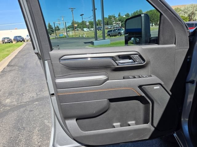 2025 GMC Sierra 3500 HD AT4