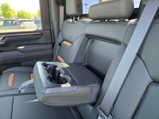2025 GMC Sierra 3500 HD AT4