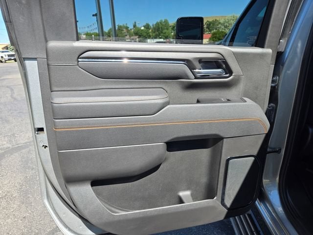 2025 GMC Sierra 3500 HD AT4