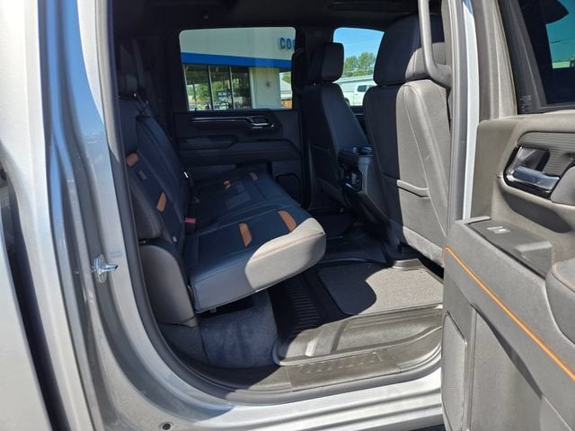 2025 GMC Sierra 3500 HD AT4