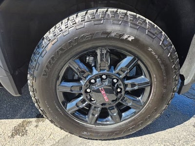 2025 GMC Sierra 3500 HD AT4