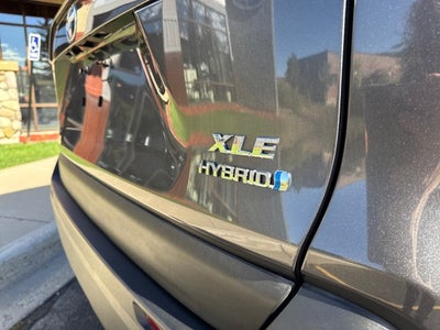 2019 Toyota RAV4 Hybrid XLE
