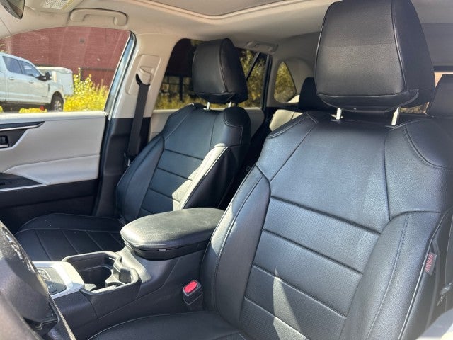 2019 Toyota RAV4 Hybrid XLE