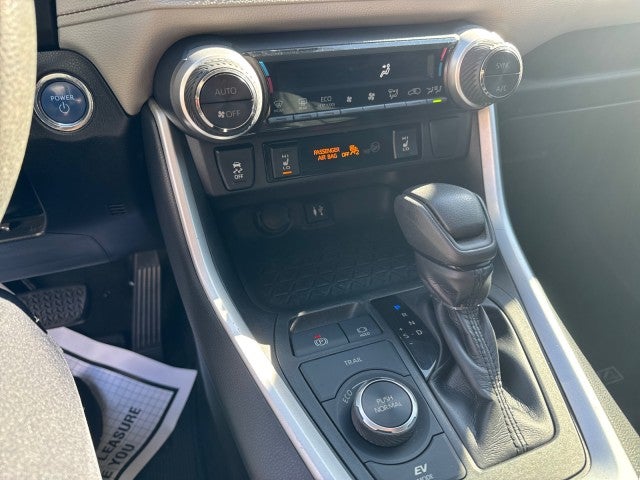 2019 Toyota RAV4 Hybrid XLE