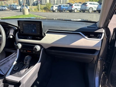 2019 Toyota RAV4 Hybrid XLE