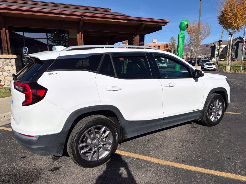 2023 GMC Terrain SLT