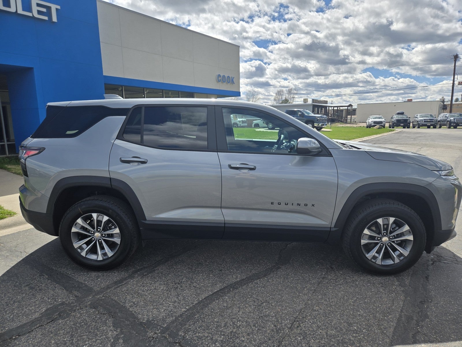 2026 Chevrolet Equinox LT