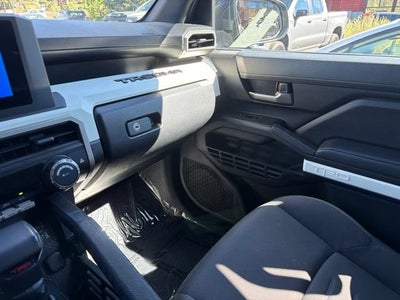 2024 Toyota Tacoma 4WD SR5