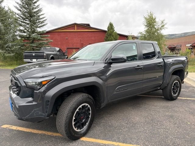 2024 Toyota Tacoma 4WD SR5