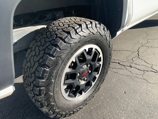 2024 Toyota Tacoma 4WD SR5