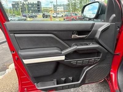 2024 Toyota Tacoma 4WD SR5