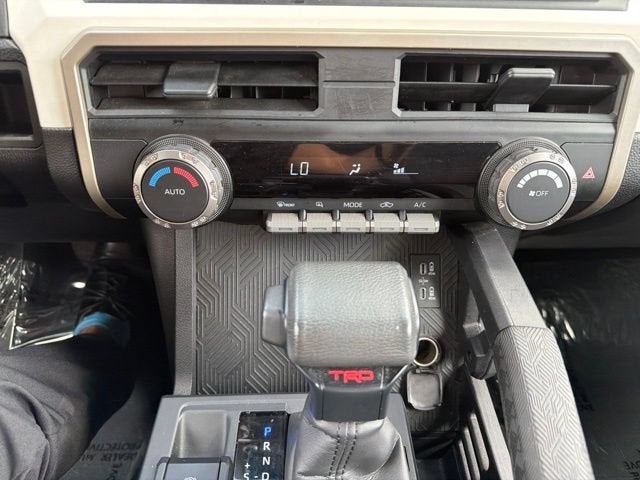 2024 Toyota Tacoma 4WD SR5