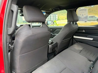 2024 Toyota Tacoma 4WD SR5