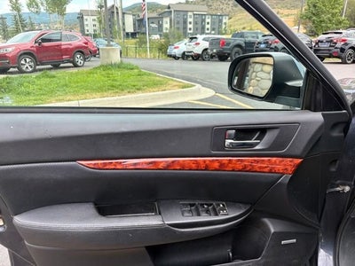 2011 Subaru Outback 2.5i Limited Pwr Moon