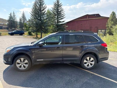 2011 Subaru Outback 2.5i Limited Pwr Moon