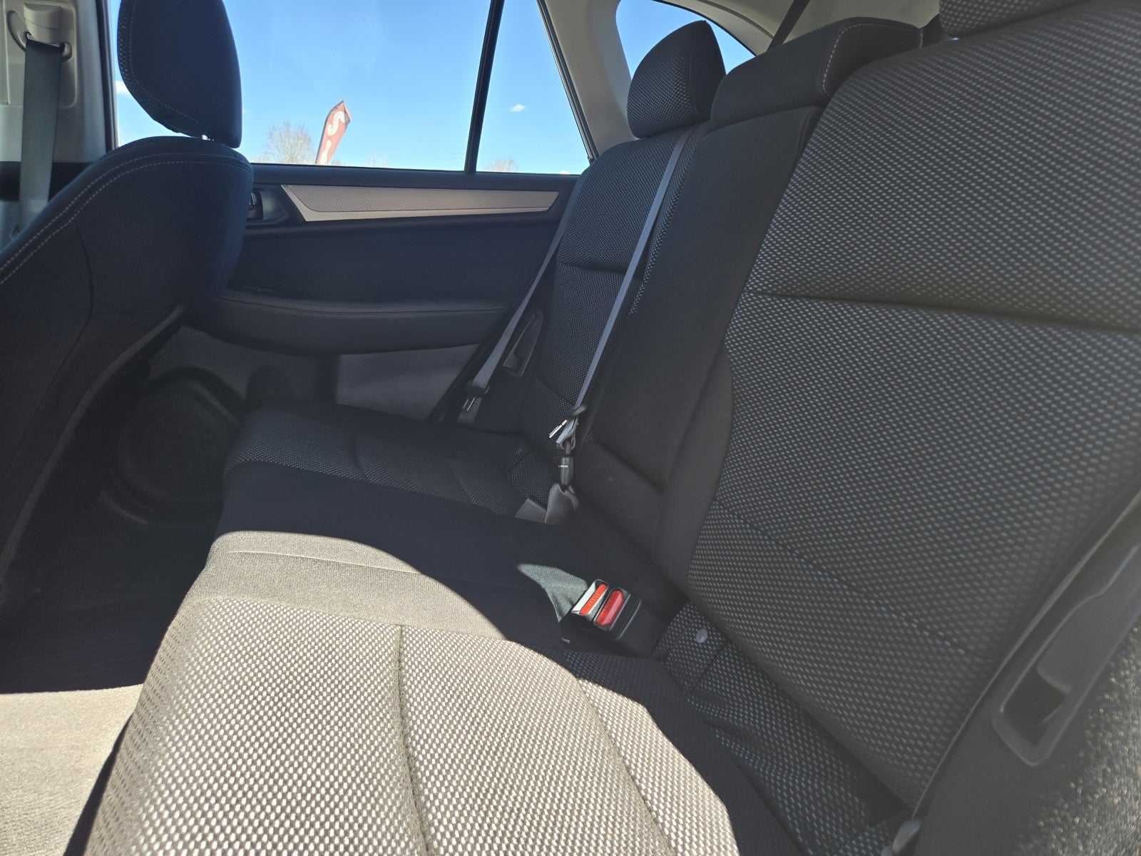 2019 Subaru Outback Base