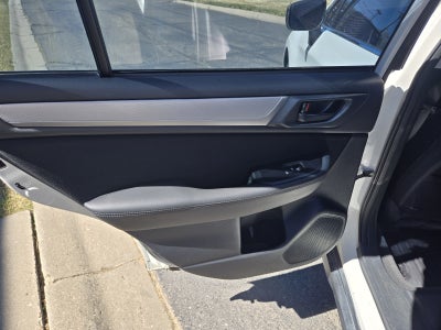 2019 Subaru Outback Base