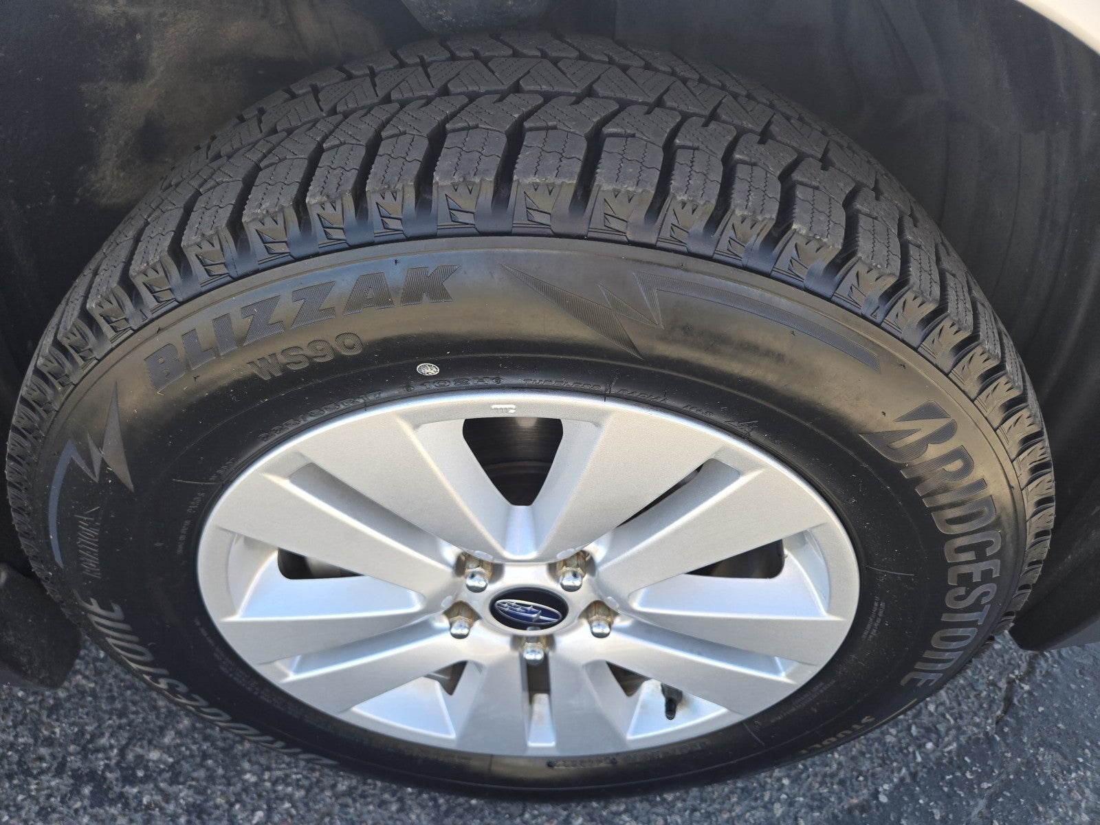 2019 Subaru Outback Base