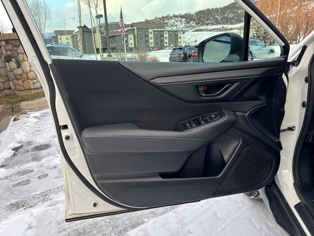 2022 Subaru Outback Base