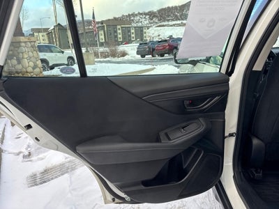 2022 Subaru Outback Base