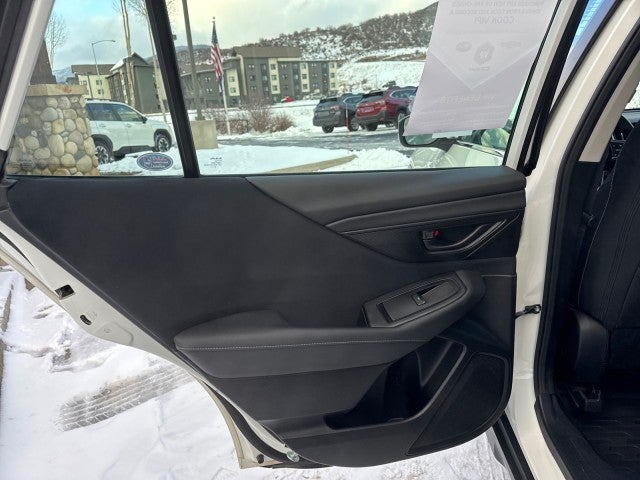 2022 Subaru Outback Base