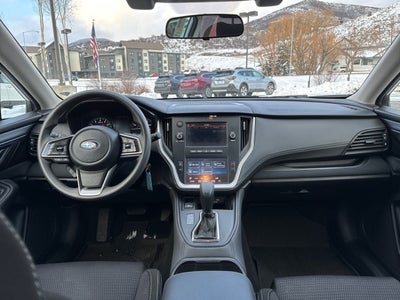 2022 Subaru Outback Base