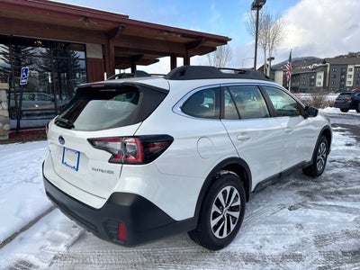 2022 Subaru Outback Base