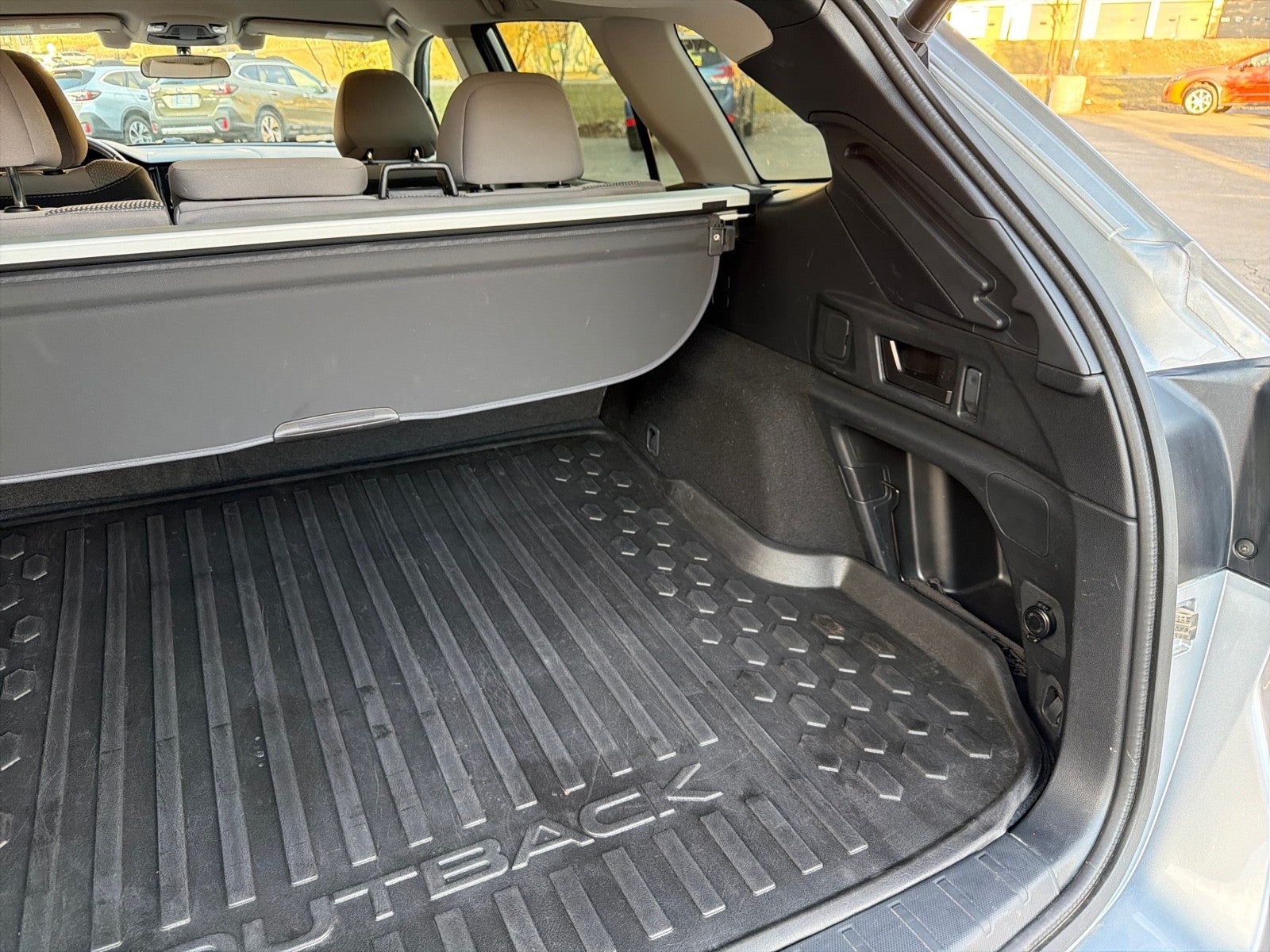 2022 Subaru Outback Premium