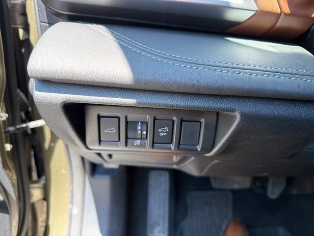 2024 Subaru OUTBACK Base