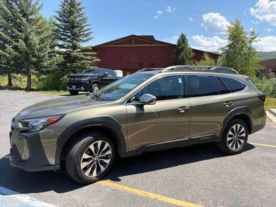 2024 Subaru OUTBACK Base