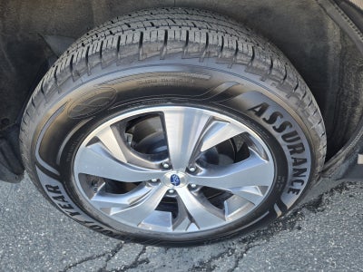 2023 Subaru Ascent Premium