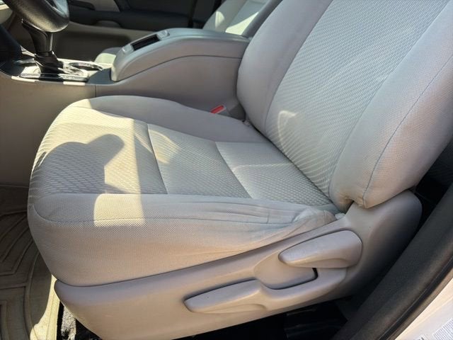 2016 Toyota Highlander LE