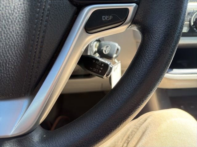 2016 Toyota Highlander LE