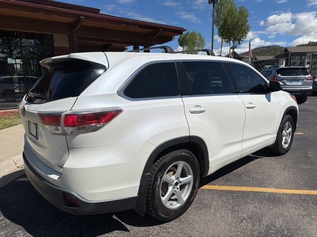 2016 Toyota Highlander LE