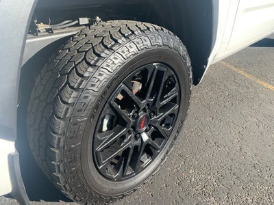 2022 Toyota Tundra 4WD SR5