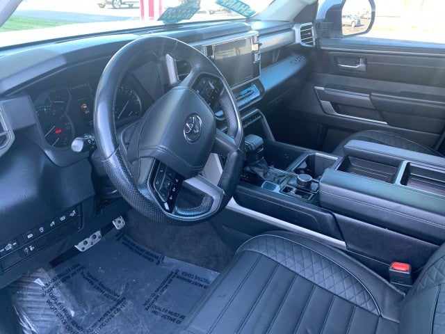 2022 Toyota Tundra 4WD SR5