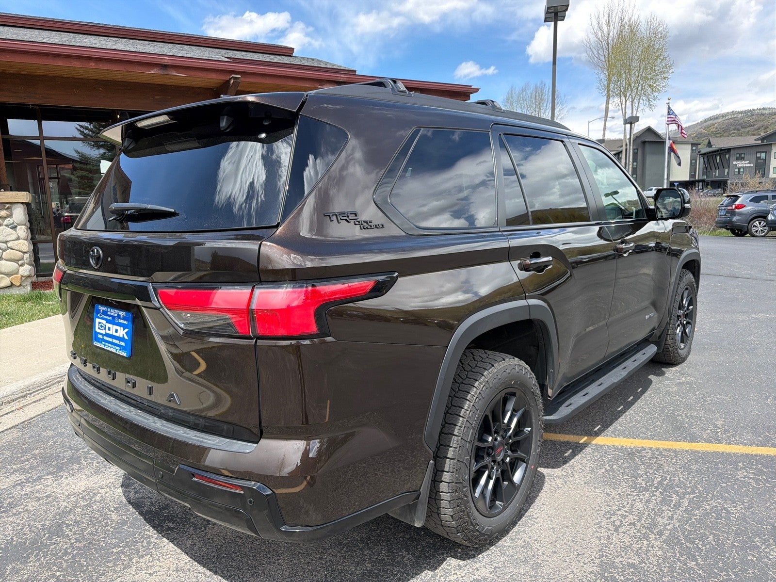 2024 Toyota Sequoia SR5