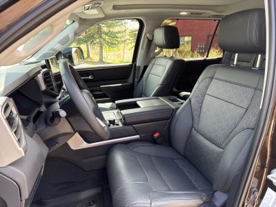 2024 Toyota Sequoia SR5