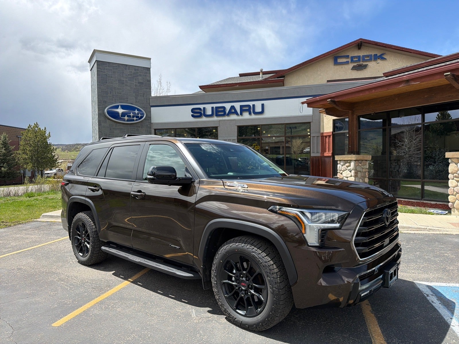 2024 Toyota Sequoia SR5