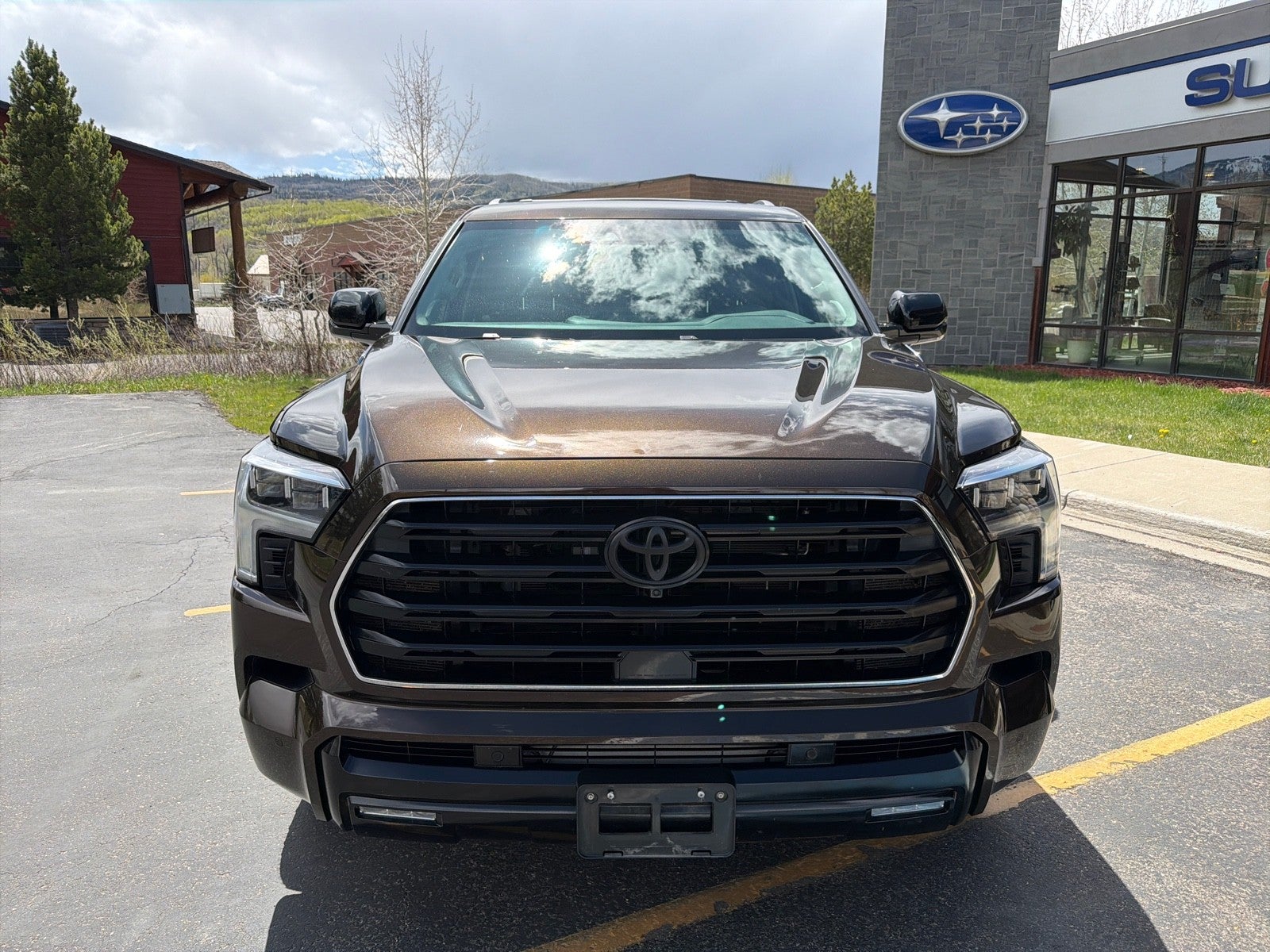 2024 Toyota Sequoia SR5